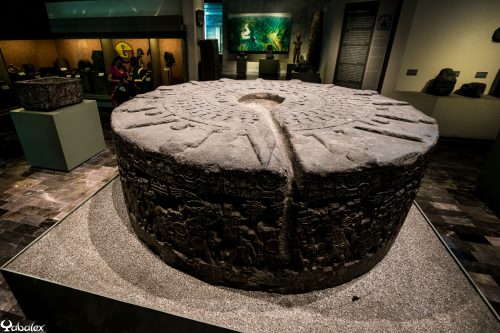 pierre de sacrifice maya